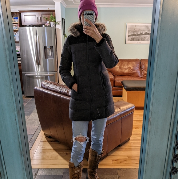 Eddie Bauer minimum 80% down filled winter jacket - Picture 7 of 8